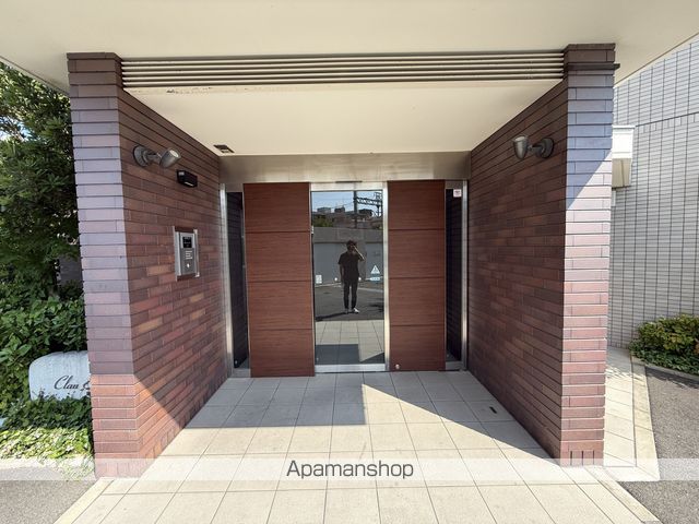 クランエシオの玄関写真