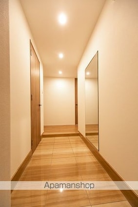 コート元代々木町[3LDK/91.34m2]の玄関