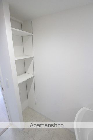 ブランシャール学園前の内装写真