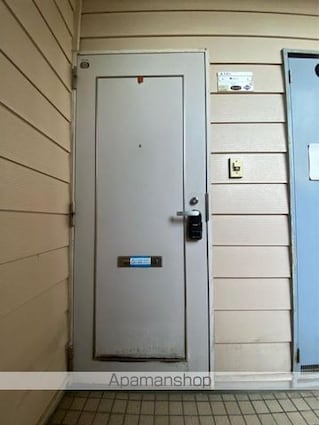 フォブール田中Ａ棟[2LDK/51.34m2]の玄関