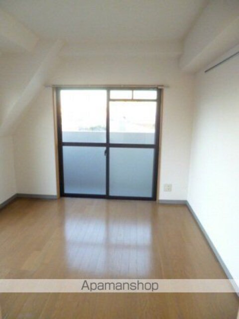 スカイコート早稲田第２[1R/18m2]のリビング・居間