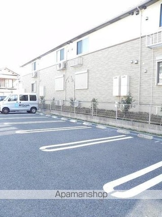 アバンツァートⅡ[1LDK/45.77m2]の駐車場