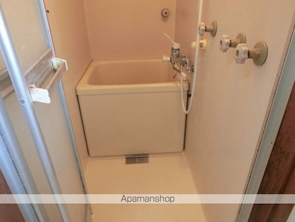 ＳＴハイツ緑が丘[1K/23.18m2]のバス