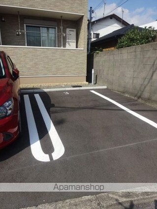 和歌山県和歌山市島崎町７丁目[1R/30m2]の駐車場