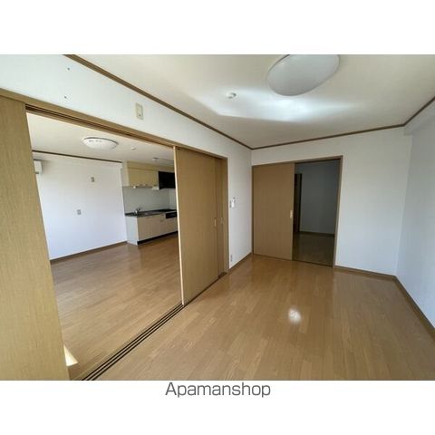 ロイヤル芝原北館の内装写真