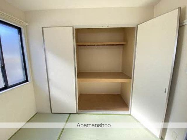 ロイヤルタウンCの内装写真