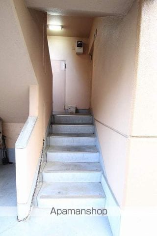 清和マンションの玄関写真