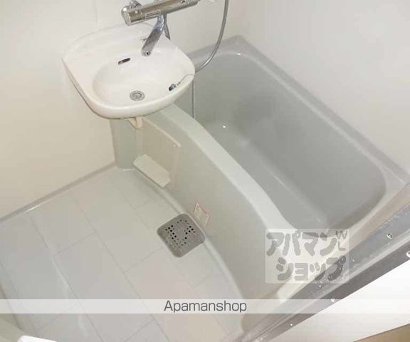 クエステート山科の内装写真