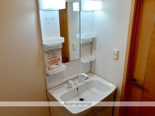 リバーサイド レジデンスの内装写真
