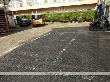 コーポ西村Ⅰ[2DK/34.78m2]の駐車場