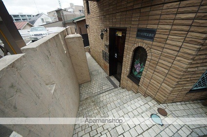 東京都新宿区南元町[1K/29.74m2]の共用部1