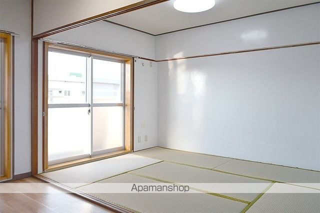 アシスト第2秋田マンションの内装写真