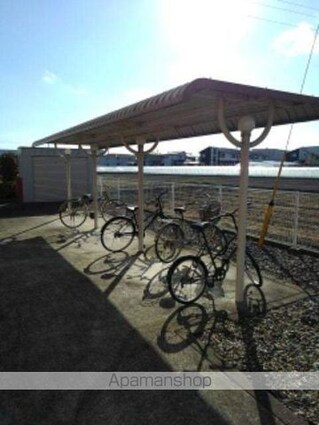 アルカディアＤ[1R/33.15m2]の外観3