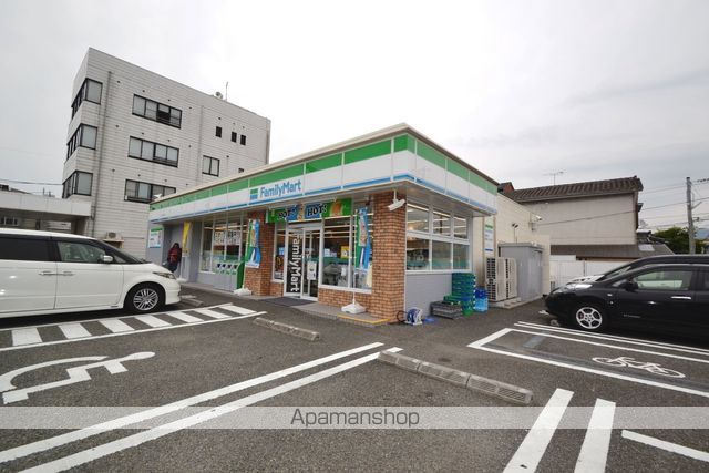 ファミリーハイツの周辺写真
