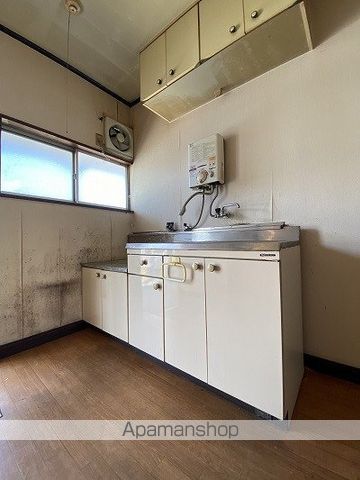 白楊荘B棟の内装写真