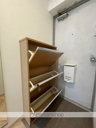 東京都新宿区住吉町[1R/18.74m2]の内装1