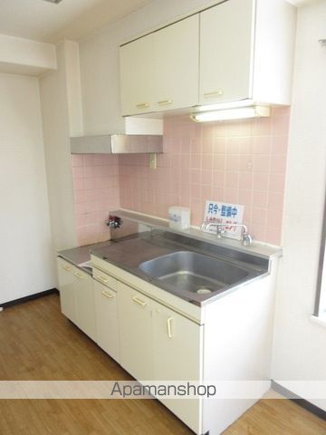 グラン市川の内装写真