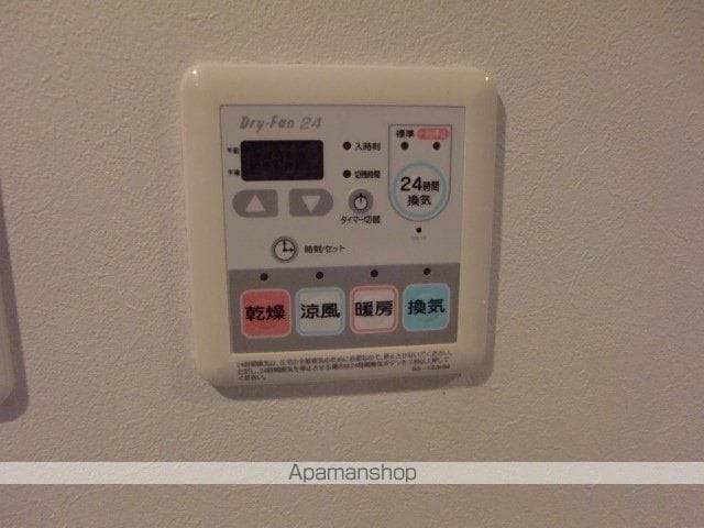 リーガル福島駅前の内装写真