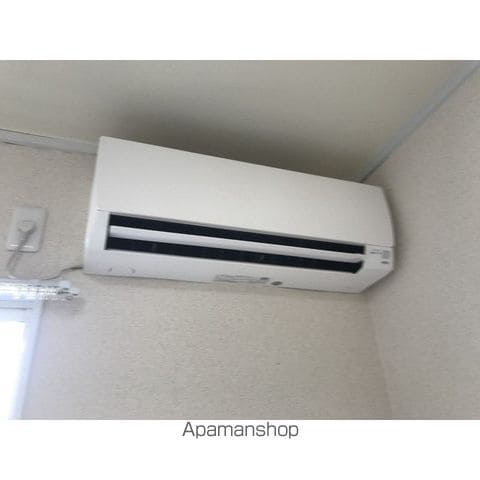 スリーパインズの内装写真
