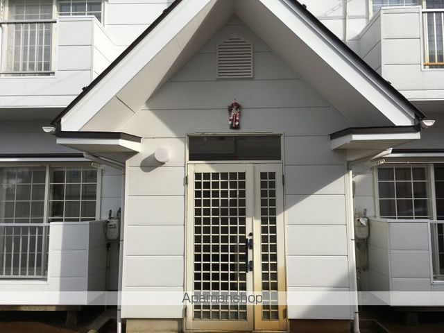 第一コーポすずらんの玄関写真
