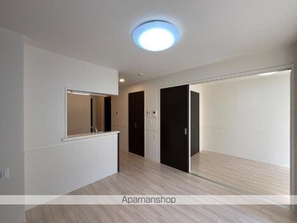 サンライズワン[1LDK/41.98m2]の内装2