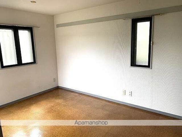 カルトゥーシュ芦花の内装写真