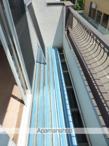 ホワイティ沙羅A棟の内装写真