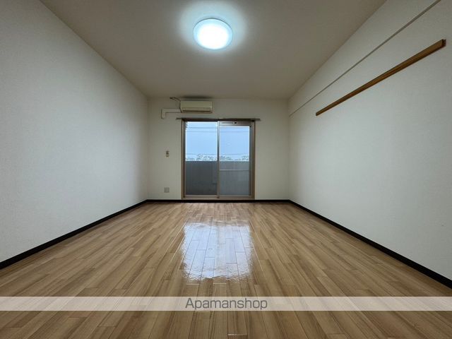JRBハイツ虹ヶ浜の内装写真