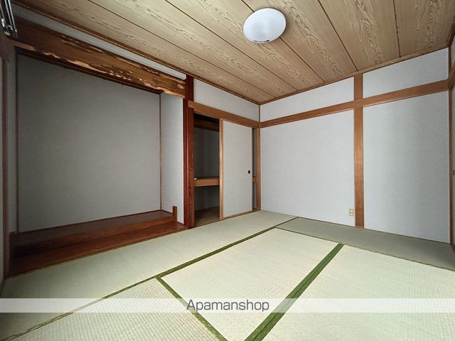 札幌市手稲区 2階建 築38年の内装写真
