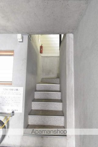 森住販美園マンションの玄関写真
