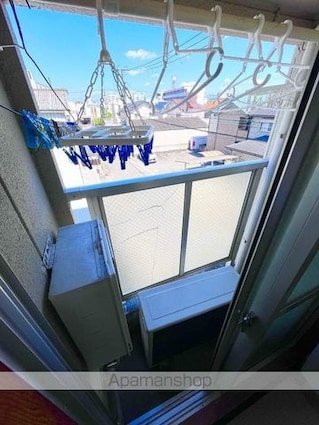 和歌山県和歌山市島崎町３丁目[1K/15m2]のバルコニー