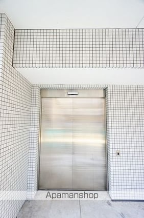 エルスタンザ千代田[1K/26.67m2]のエントランス