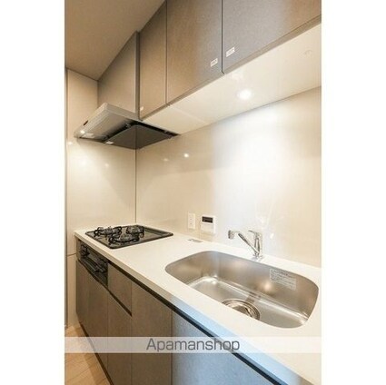 コンフォリア・リヴ渋谷本町[1LDK/47.26m2]のキッチン