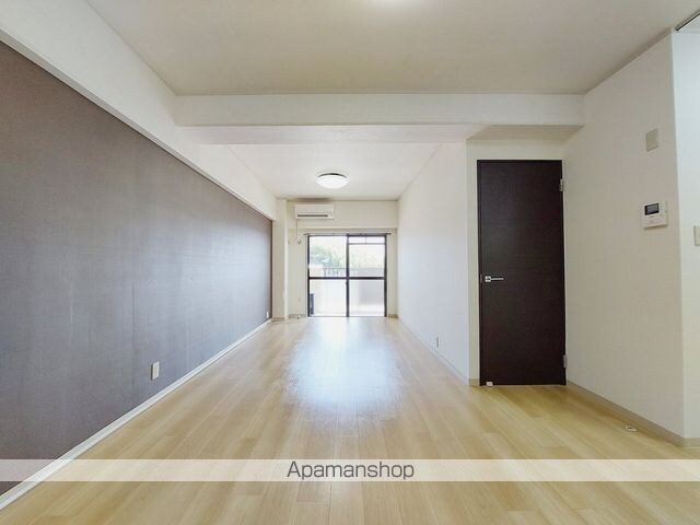 マンション南小坂[2LDK/59.44m2]のリビング・居間