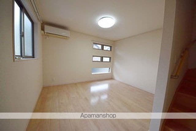 赤羽3丁目貸家の内装写真