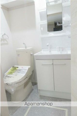 T−2NDの内装写真