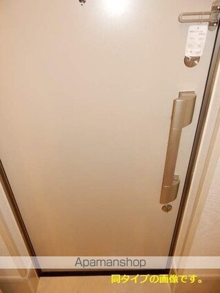 ル　コンフィーエ　サンカント[1K/25.12m2]の玄関