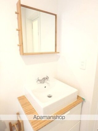 東京都世田谷区弦巻１丁目[1R/24.04m2]の洗面所