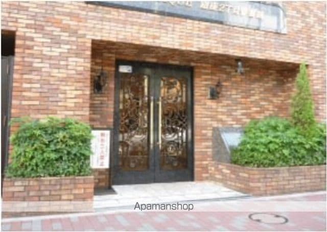 アヴァンティーク銀座2丁目の玄関写真
