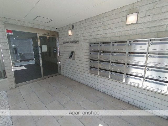 バビーズ千里山の玄関写真