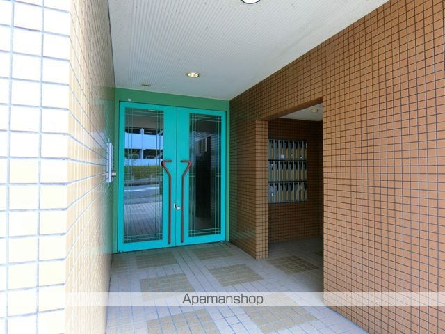 知足庵マンションの玄関写真