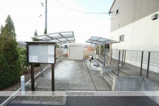 アヴェルラ草薙の外観写真