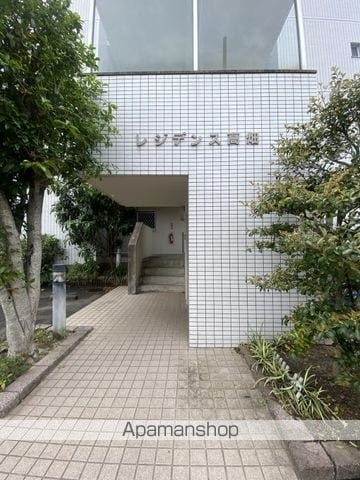レジデンス高畑の玄関写真