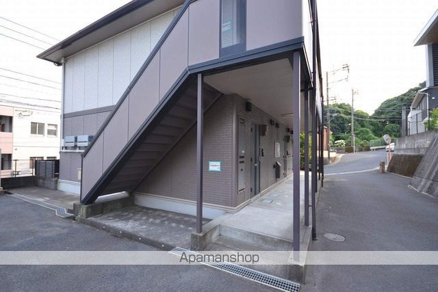 オリエントモナリエの玄関写真