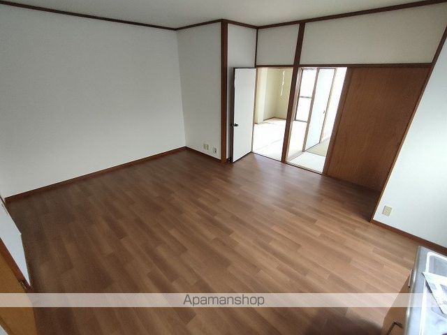三井マンションの内装写真