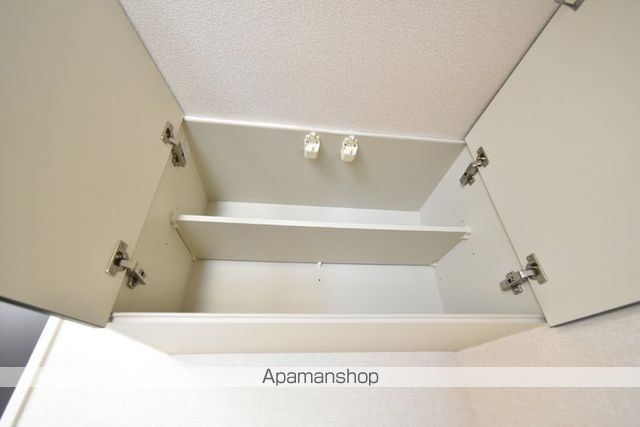 クローバーハウス Eの内装写真