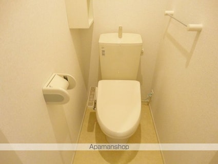 山梨県中央市布施[1R/34.15m2]のトイレ