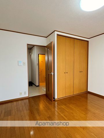 ベルハウス和地山Bの内装写真
