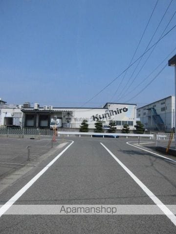 ジュネス高須の玄関写真