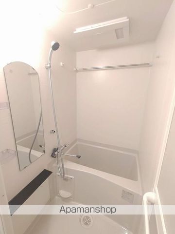 スプランディッド新大阪WESTの内装写真